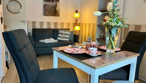 SOLund - Sonne im Herzen - ruhige und sonnige Ferienwohnung mit Terrasse und Garten nahe Strand und Ostsee - Foto 5