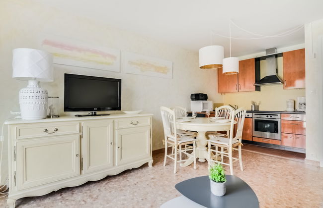 Reine Astrid - Foto 11