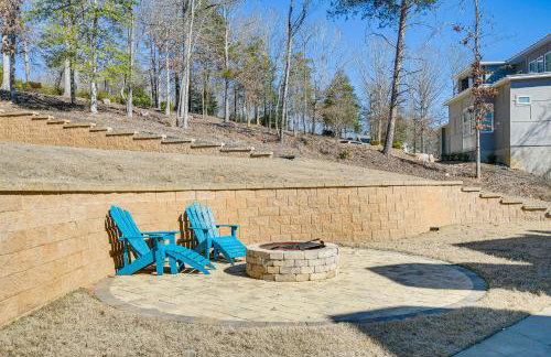 Lake Hartwell Getaway with Private Dock and Fire Pit! - Foto 40