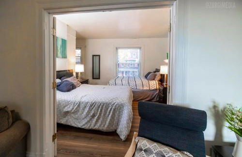 Stylish Apt - 2 Queen Bed - Easy Hospital Access - Foto 9