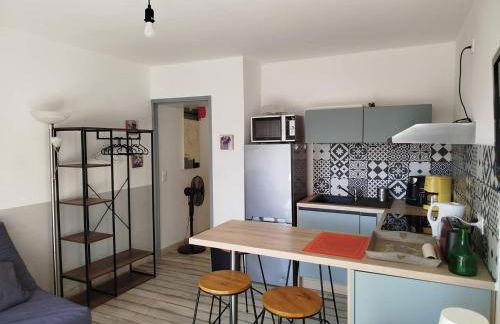 Studio cabine climatisé avec piscine et parking à Bormes-les-Mimosas - FR-1-610-105 - Foto 3