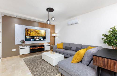 First Row Beach Villa - Photo 74