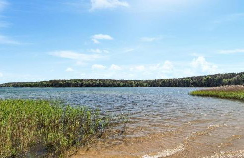 2 Bedroom Amazing Apartment In Obryta - Foto 2