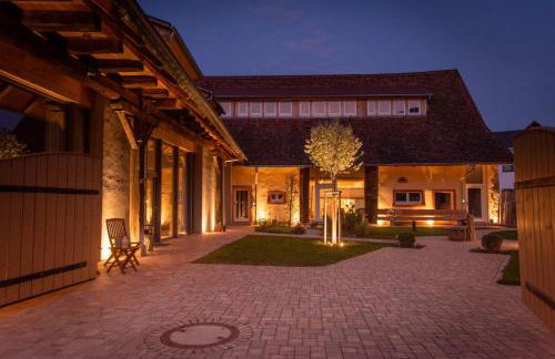 Baumgartners Dreiseithof - historisch, modern, zentral - Foto 2