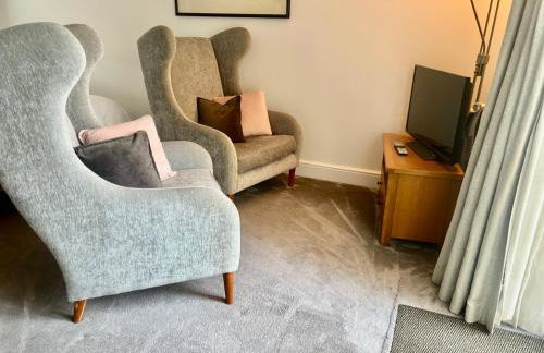 Cotswold studio with kitchen & patio - Photo 4