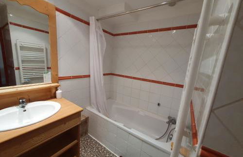 Joli appartement avec terrasse vue sur les montagnes - Foto 15