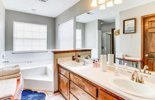 Hiking Nearby! Mountain-View Home Outside ABQ - Foto 14