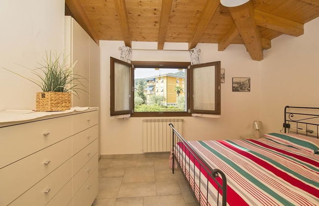 Veranda House - Photo 1