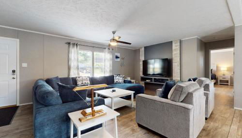 New Lake Home Sleeps 14 Private Dock Deck Grill - Foto 4