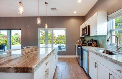 Florida Gem Saltwater Pool By Beaches and Kayaking! - Foto 9