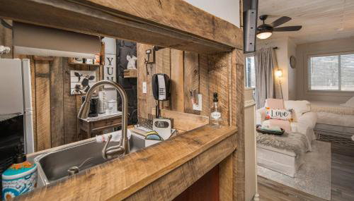 Beech Mountain Adventure Basecamp, Hike, Bike, Blue Ridge Trails and More - Foto 4