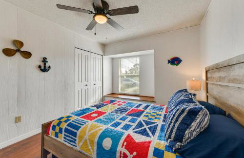 Family Friendly! Games! Waterfront North Port Home - Foto 17