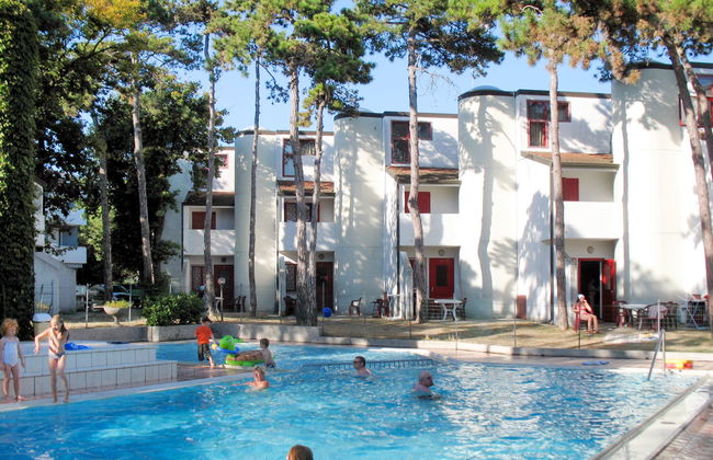 Holiday Village - Foto 1