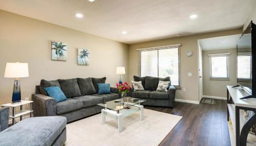 Golfers Oasis! 55 and Sun City West Retreat with Pool - Foto 5