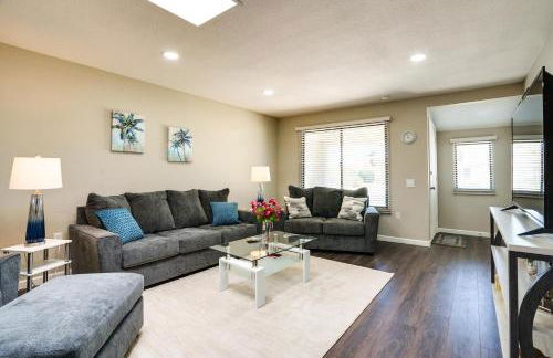 Golfers Oasis! 55 and Sun City West Retreat with Pool - Foto 5