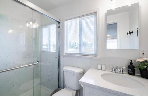 Cozy Designer 3BR 7-mins to Oakland Airport - Foto 25