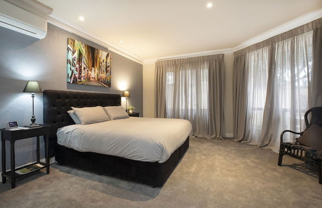 The Retreat at Stirling - Photo 4