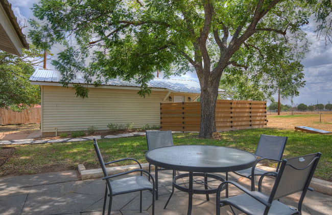 Spacious Home - Fire Pit, BBQ and Outdoor Seating! - Foto 39