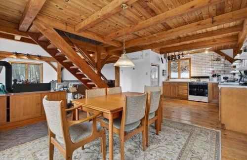 Cozy Mountain Retreat with Hot Tub & Fire Pit - Foto 22