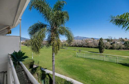 Stunning Duplex by the Golf & Terrace by the beach - Foto 56