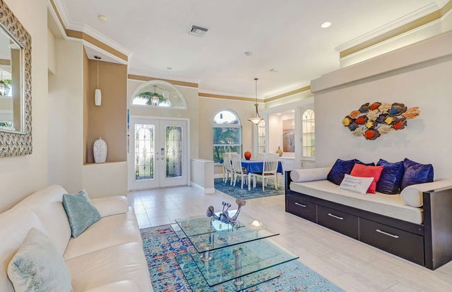 Cape Coral Pool Home With Boat Lift, Access to Gulf - Foto 10