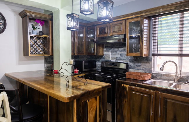 Topaz Apartment Villas-Pool Side Piton v - Foto 8