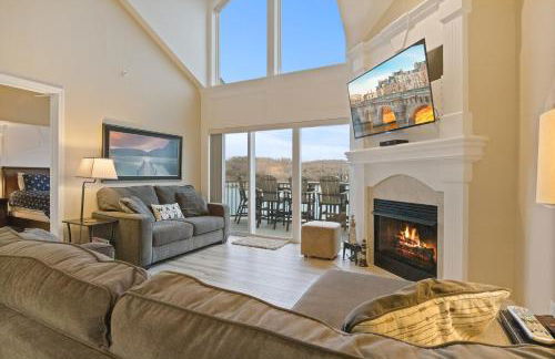 Lakefront Camdenton Condo Near Ha Ha Tonka - Foto 1