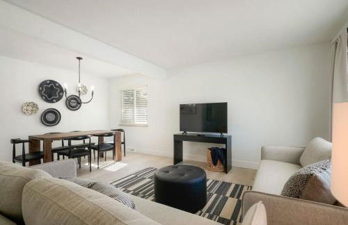 5-Bedrooms! Stylish and Modern Home, Pets Welcome! - Foto 15