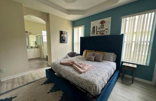 Chic villa 4 Bedroom 3 Bath with pool & game room - Foto 9