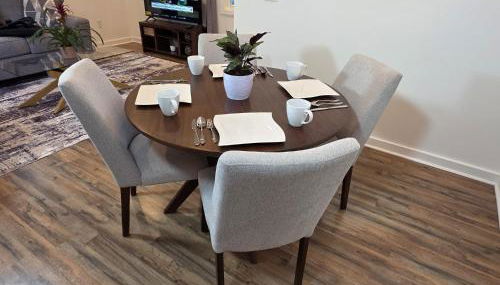 2-BR Modern Home for Families & Work - Foto 4