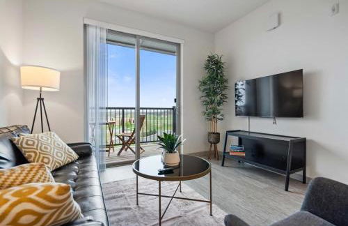 Pool with In-Unit Washer & Dryer and Garage Parking - Photo 2