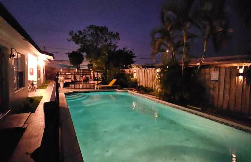 Prime Location Gateway with Pool & Patios, Near Beaches, Groceries and Restaurants - Photo 65