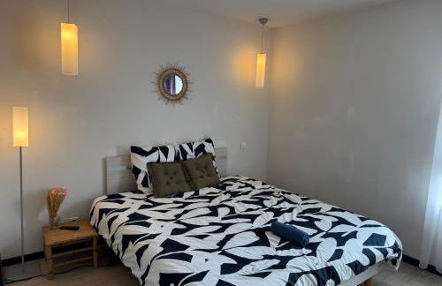 L'Essentiel - Gare - Climatisation - Proche du centre - Foto 12