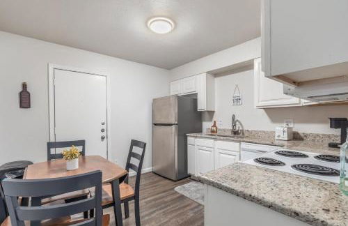 2bd 1bth Newly Renovated Home near Cowboys Stadium etc - Foto 21