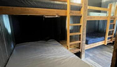 Equipped Cabin Surrounded by Nature in Indiana - Foto 5