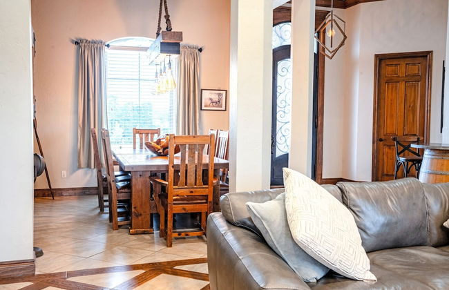 Peaceful Luxurious Ranch Family Reunion - Photo 6