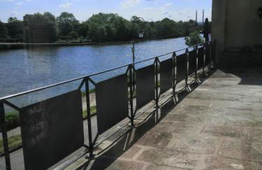 Grand 2P Terrasse bord de seine - Foto 17