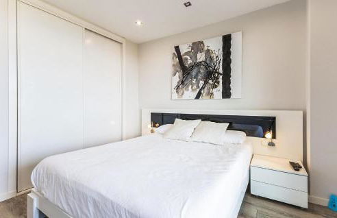 Cozy Apartment In Villajoyosa With Private Swimming Pool, Can Be Inside Or Outside - Photo 6