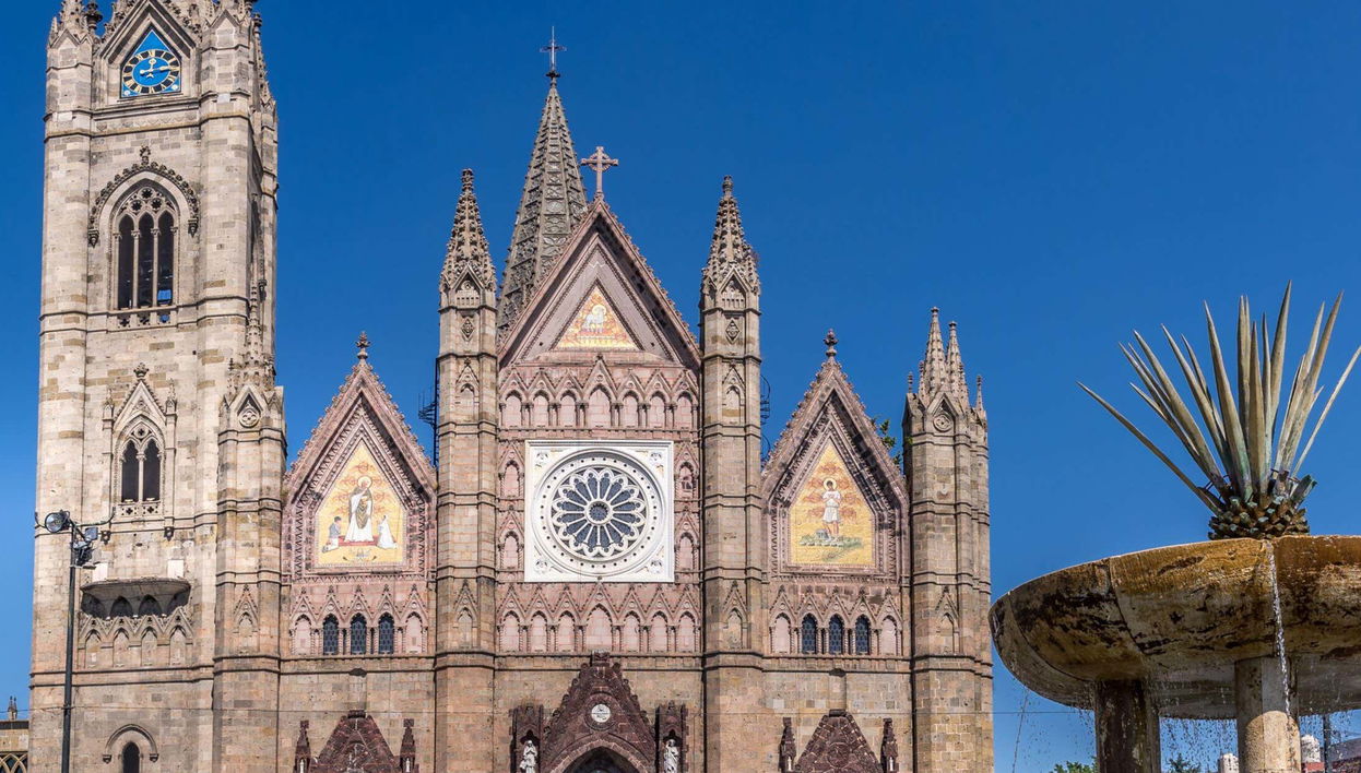 Free Tour of the Colonia Americana Neighbourhood