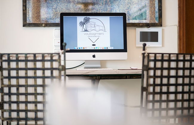 Vouliagmeni Athenian Riviera Villa - Photo 8