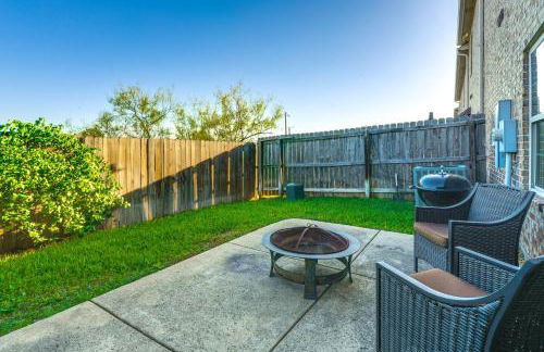 Spacious and Family-Friendly! TAMU Townhome with Yard - Foto 26