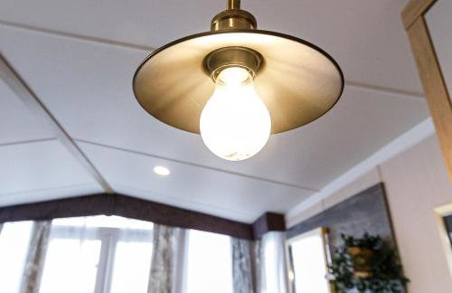 2Bed Whitley Bay Home - Free Parking, Close to beach & St Mary's Lighthouse - Photo 2