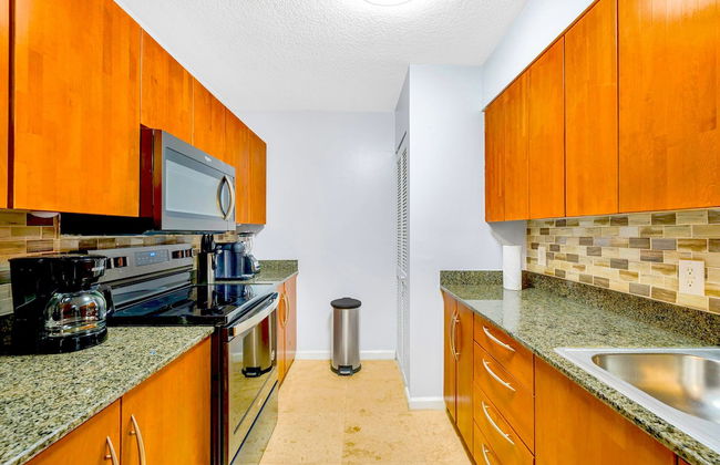 Modern Condos Available in Brickell - Photo 43