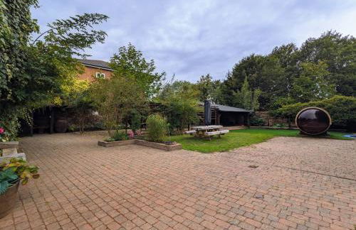 A historic Pub with a modern twist - The Greyhound - Foto 64