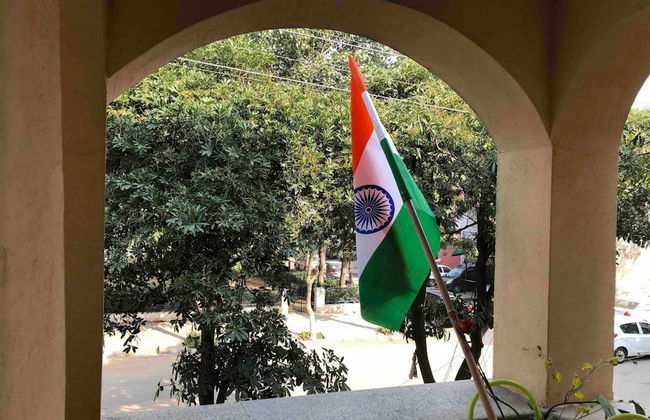 Security & Comfort 2 Bedroom Apartment in Gurugram - Foto 28