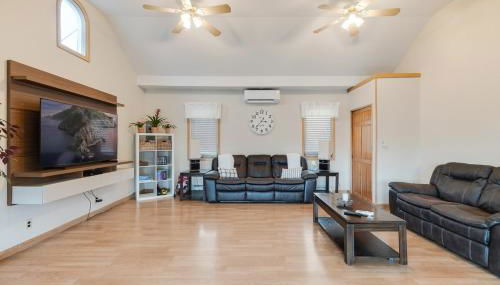 Mansion in the Hills with Pool - Foto 3