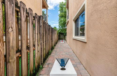 Salty Fox 5BD Oasis w Spa, Beach & Downtown - Foto 46