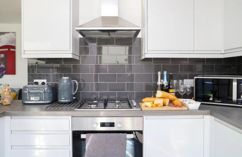 Colby House with Private Parking - Foto 27