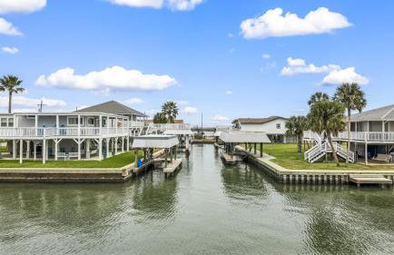 Charming canal side home with gorgeous views - Foto 40