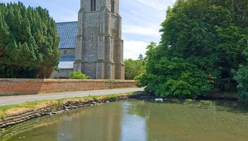 Church View - Photo 3